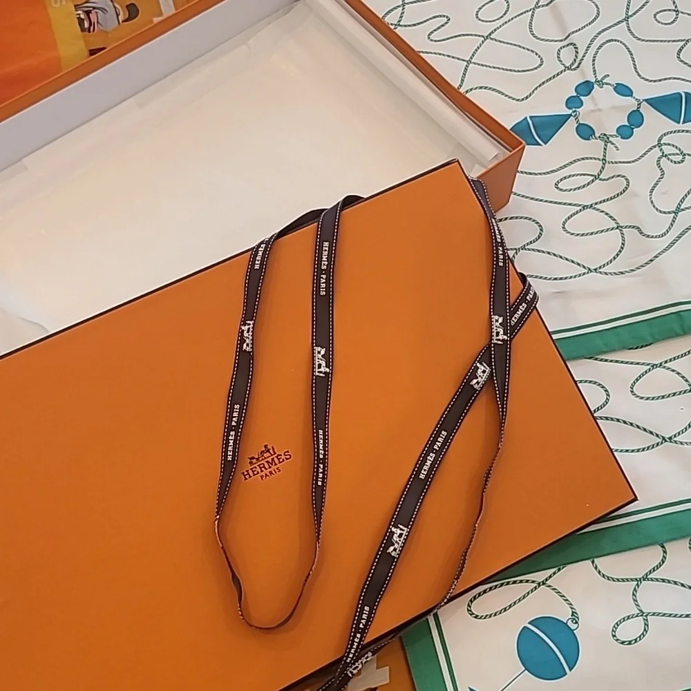 HERMÈS 1990s MARINER STYLE PLACEMATTS W/ORIGINAL BOX- UNUSED SET OF 5